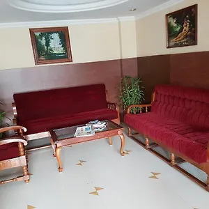 Hotel The Samrat 